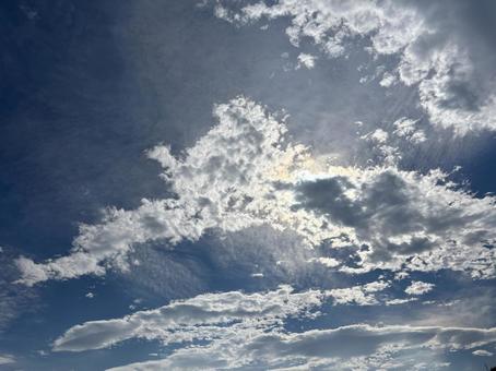 光と青空 光と青空の写真