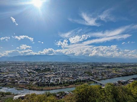 展望台から見下ろす松本市 展望台から見下ろす松本市の写真