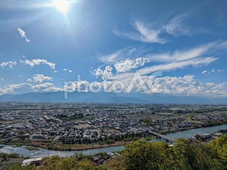 展望台から見下ろす松本市 展望台,青空,坂道の写真素材