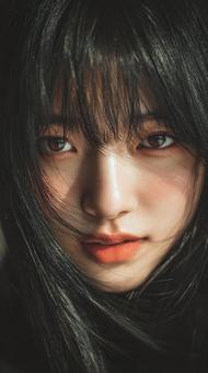 アジア人女性の自然な表情 アジア人女性の自然な表情の写真