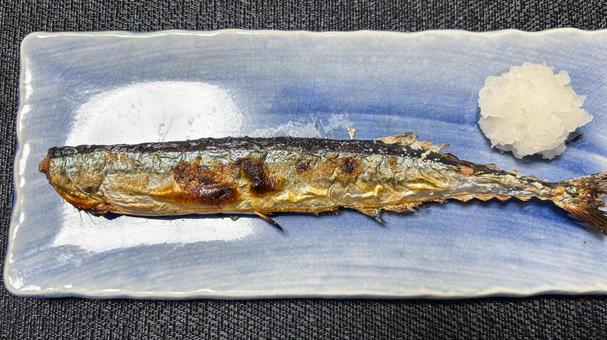 秋刀魚の塩焼き 秋刀魚の塩焼きの写真