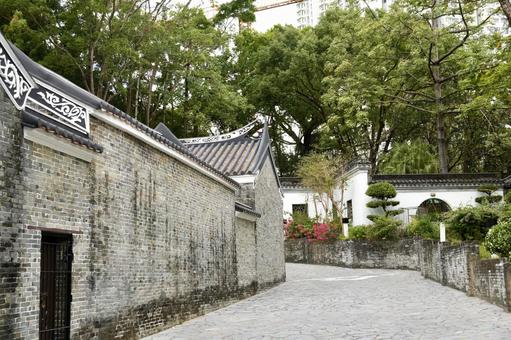 九龍城砦公園① 九龍寨城公園,木,入り口の写真素材