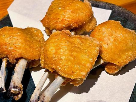 手羽先の唐揚げ 手羽先の唐揚げ 手羽先,唐揚げ,肉の写真素材