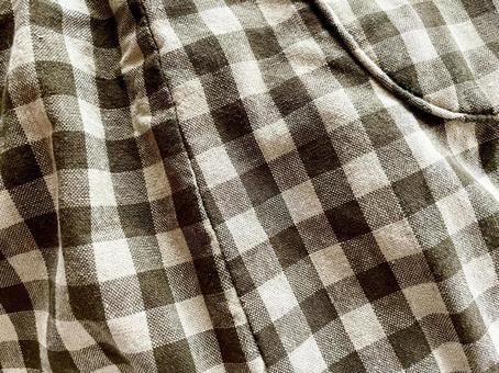 チェックの布地背景素材の写真