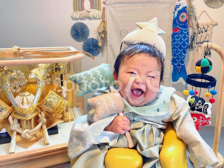 端午の節句　とびきりの笑顔☆ 男の子,赤ちゃん,子供の写真素材