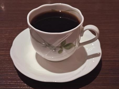 喫茶店のコーヒー(カップのみ) 喫茶店のコーヒー(カップのみ)の写真
