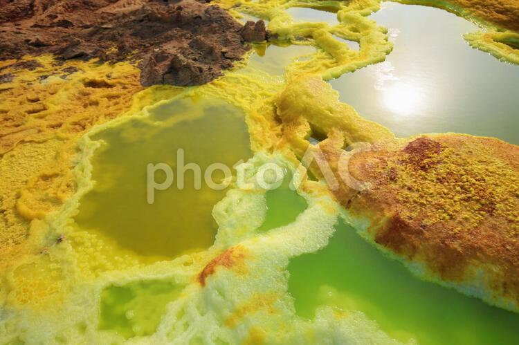 大地のエネルギー 自然,温泉,硫黄の写真素材