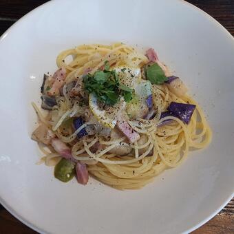 ベーコンとなすのレモン添えスパゲティ スパゲティ,パスタ,麺の写真素材