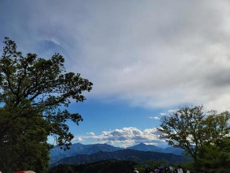 空と山 空と山の写真