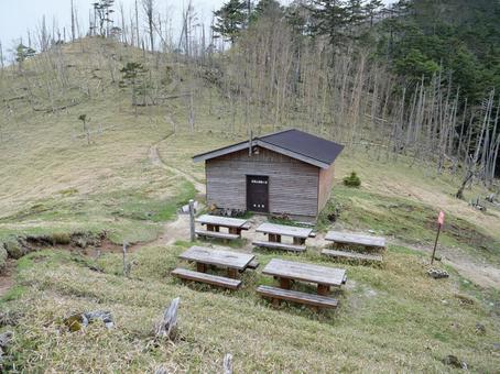 破風山避難小屋 破風山避難小屋の写真