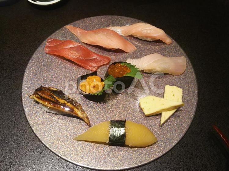 寿司屋のオシャレ握り寿司 食べ物,グルメ,料理の写真素材