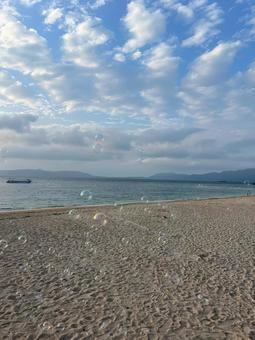 海と空としゃぼん玉 海と空としゃぼん玉の写真