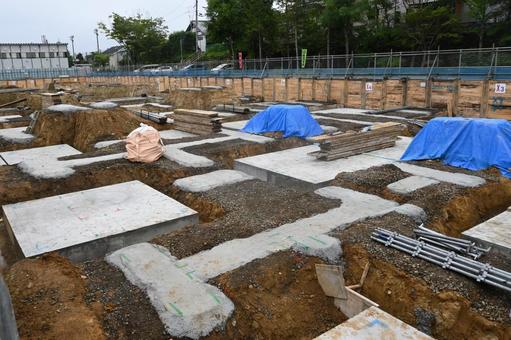 工事現場 工事現場 仮囲い,手摺,捨コンの写真素材