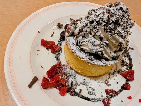 ホイップクリームパンケーキ ホイップクリームパンケーキ パンケーキ,ホイップクリーム,チョコレートの写真素材