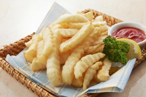 フライドポテト(クリンクルカット) フライドポテト(クリンクルカット) フライドポテト,ポテトフライ,フレンチフライの写真素材