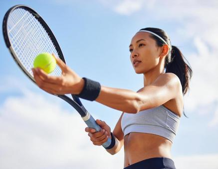 テニスプレーヤー(女性) テニスプレーヤー(女性)の写真