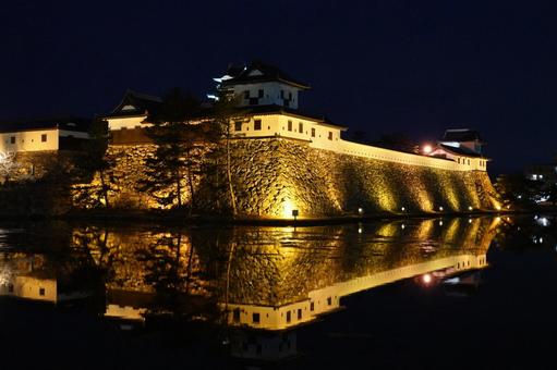 夜に輝く今治城 今治城,愛媛県,今治の写真素材