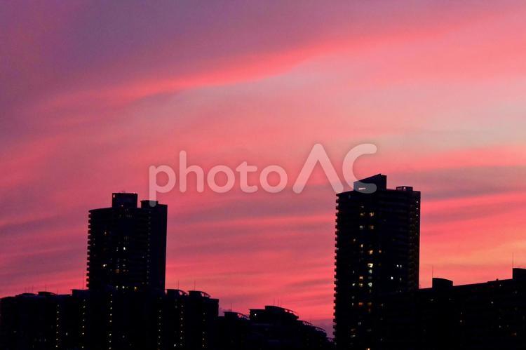夕暮れ3 シルエット,夕暮れ,夕焼けの写真素材
