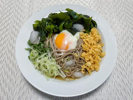 冷やしぶっかけ蕎麦 冷やし蕎麦,そば,蕎麦の写真素材