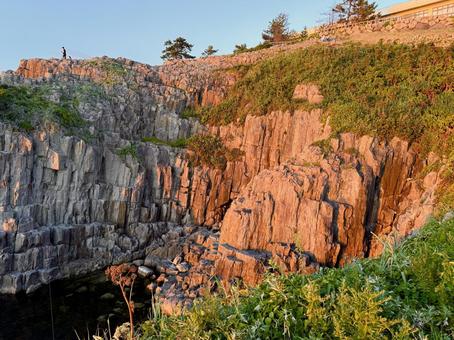 The Sea of Japan and cliffs seen from Tojinbo in Fukui Prefecture in the evening, tojiban, coastal, irie, JPG