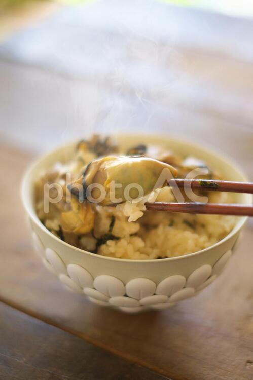 牡蛎の炊き込みごはん 炊き込みごはん,味ごはん,牡蛎の写真素材