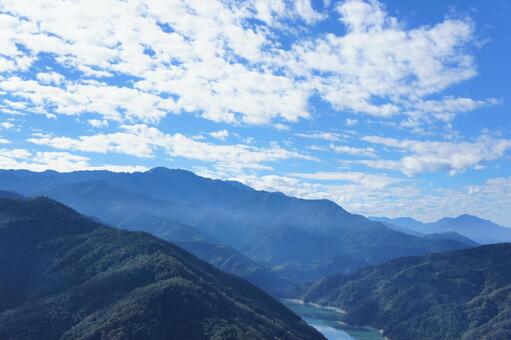 空と山01 空と山01の写真