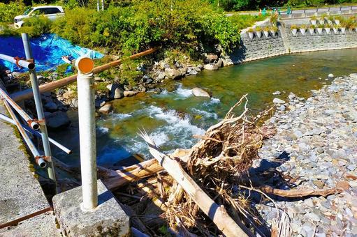 山間部の川11 山間部の川11 河川,川岸,大雨の写真素材
