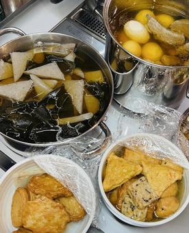 おでん おでん おでん,こんにゃく,昆布の写真素材