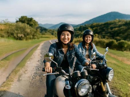 バイク女子 バイク女子の写真