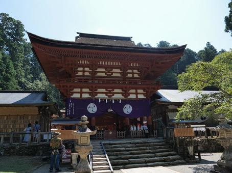 丹生都比売神社 境内 丹生都比売神社 境内の写真