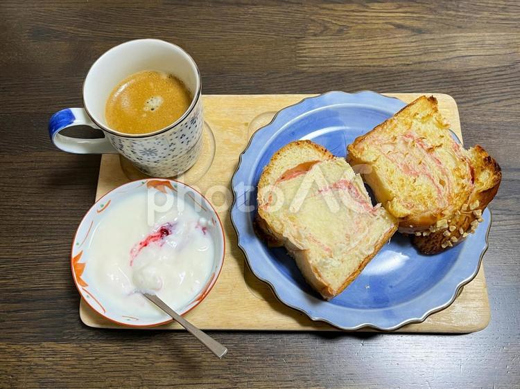 お食事 パン,ぱん,ブレッドの写真素材