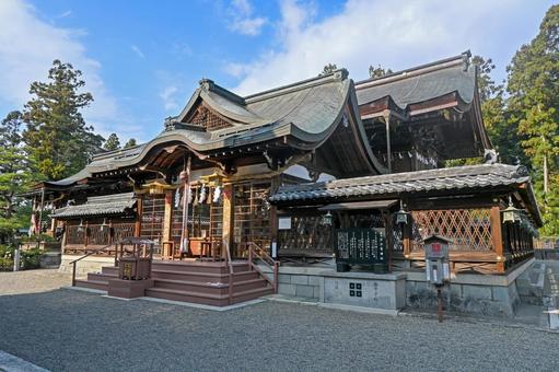 滋賀・近江八幡市 沙沙貴神社 幣殿・本殿 滋賀・近江八幡市 沙沙貴神社 幣殿・本殿 沙沙貴神社,幣殿,本殿の写真素材