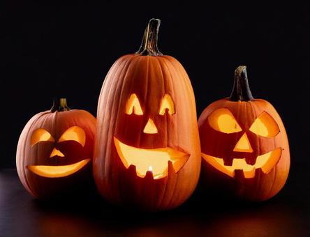 ハロウィンのカボチャのランタンの写真