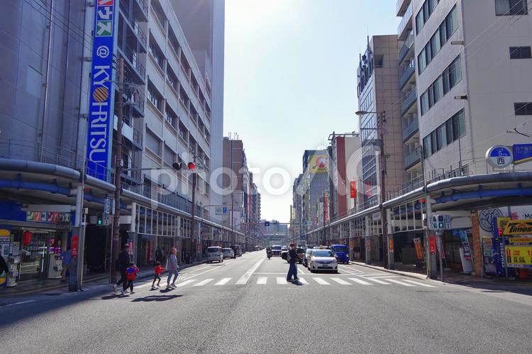真昼の日本橋筋商店街・でんでんタウン 日本橋筋商店街,でんでんタウン,ポンバシの写真素材