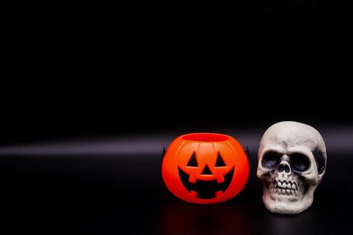 ジャックオランタンと髑髏 ハロウィン,黒,怖いの写真素材