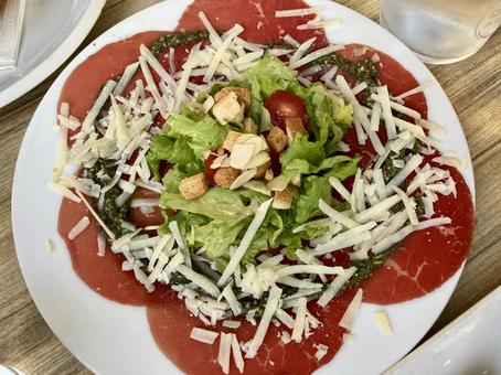 牛肉のカルパッチョ 牛肉のカルパッチョの写真