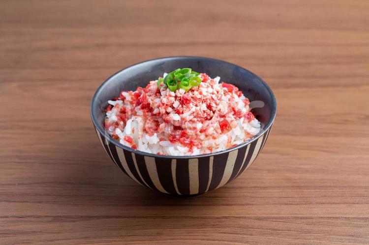 牛トロフレークご飯（ネギあり） 牛肉,フレーク,冷凍食品の写真素材