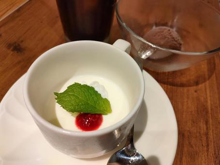 Sweets cafe dessert Sweets cafe dessert