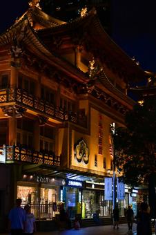 上海・静安寺 上海・静安寺 静安寺,上海,夜景の写真素材