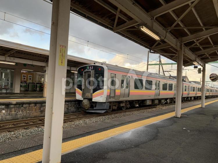 越後線の電車 越後線,電車,ローカル線の写真素材