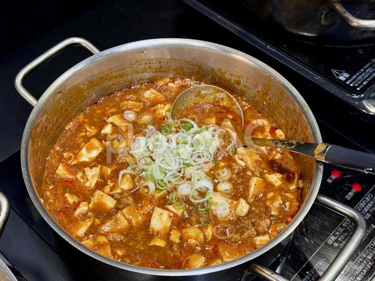 バイキング　作りたての麻婆豆腐 麻婆豆腐,豆富,豆板醤の写真素材