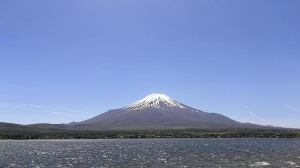 富士山と湖 富士山と湖 富士山,山,風景の写真素材