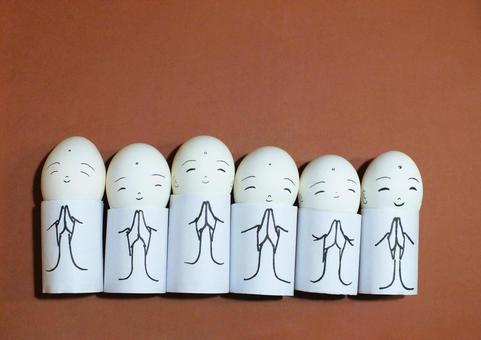 祈りのお地蔵様六人衆　背景ブラウン お地蔵様,拝む,人形の写真素材