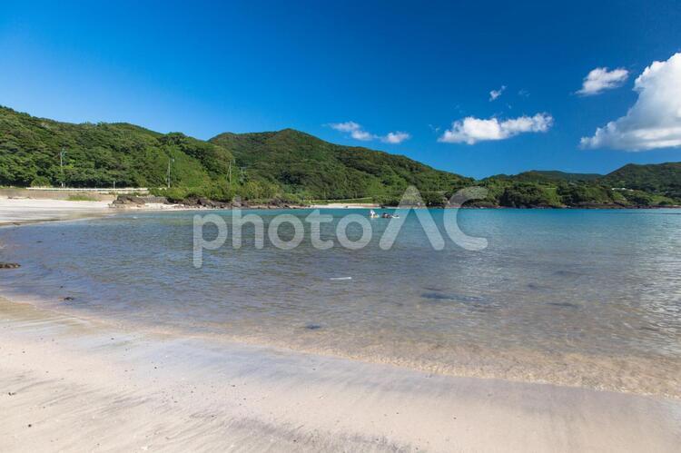 長崎県平戸の綺麗な砂浜 浜,砂,海の写真素材
