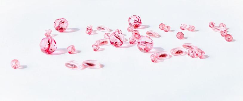 ピンク系のビーズたち2 ピンク系のビーズたち2の写真