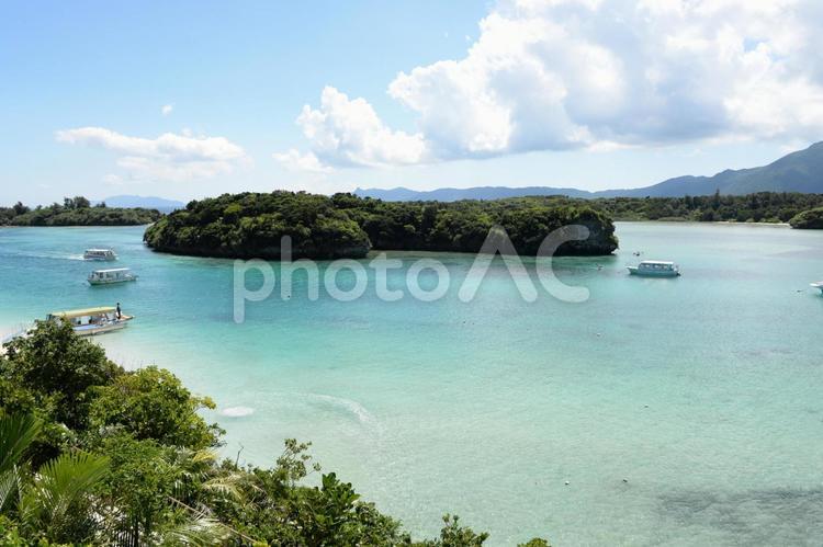 石垣島　川平湾　展望台からの景色 川平湾,石垣島,夏の写真素材