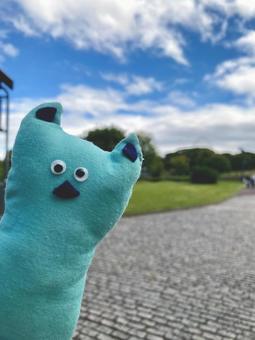 ひげねこ公園へ遊びに来たよ かわいい,ひげねこ,癒しの写真素材