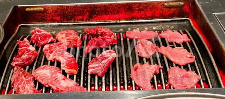 焼肉の風景 焼肉,肉,網焼きの写真素材