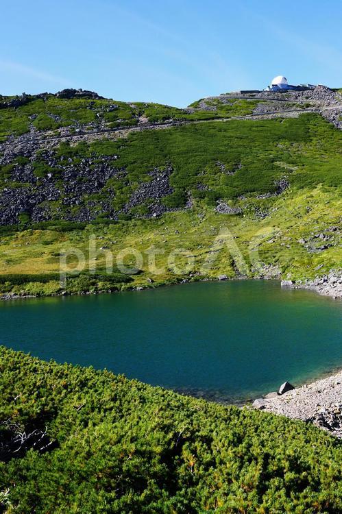 乗鞍岳の風景1 乗鞍岳,コロナ観測所,不消が池の写真素材