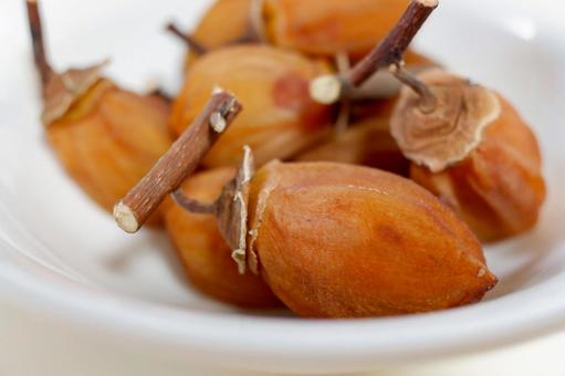 器の中の干し柿 干し柿,スイーツ干し柿,柿の写真素材